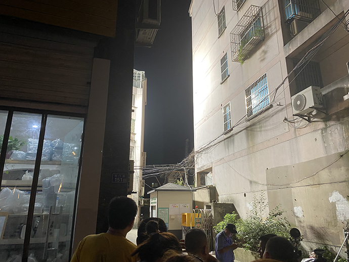 吴江一酒店辅房坍塌。澎湃新闻记者 袁杰 图