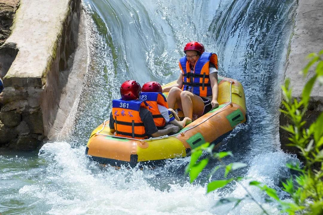 到巴南过夏天龙泉谷漂流等你来
