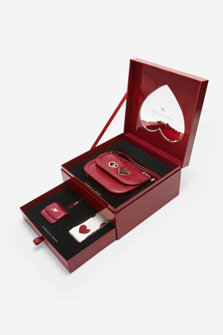怦然"心"引力——charles & keith 2021七夕限定礼盒发布