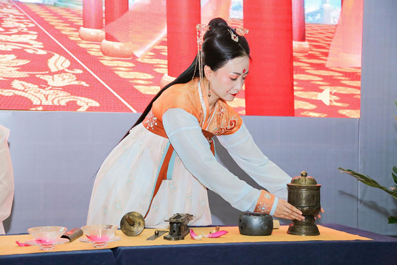 华巨臣茶博会石家庄首展盛大开幕，尽显标杆风采！