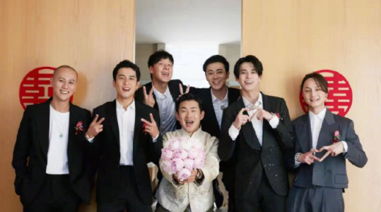 韩东君为王彦霖艾佳妮送新婚祝福顺便曝光了两人情史