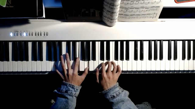 学会万能和弦6415，你也能弹奏出许多超好听的流行歌曲