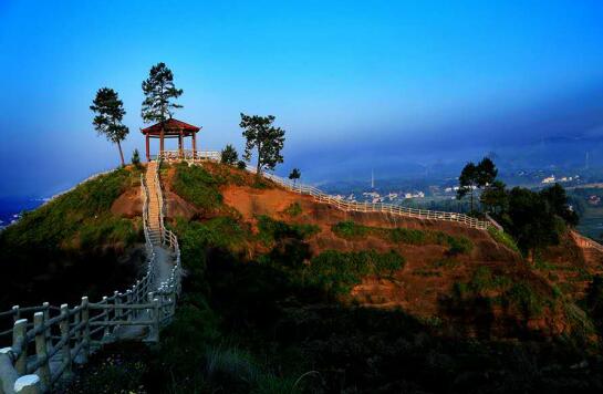 仙人桥景区在打造产业的基础上,安源区通过积极开展"财政惠农信贷通"