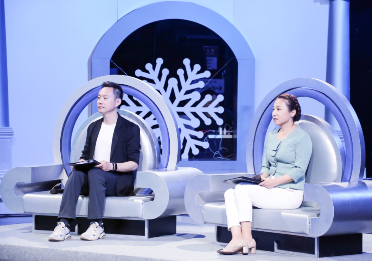 河北卫视《冰雪聪明》开播 北大学霸战队荣登擂主宝座_凤凰网娱乐