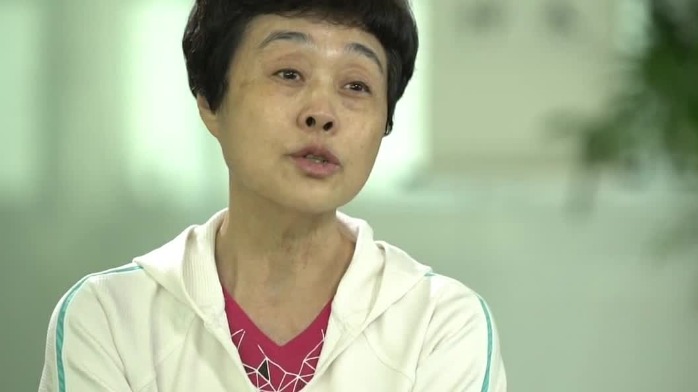 1977年中国女排首次参加女排世界杯，接连输给韩国和日本，无缘三甲