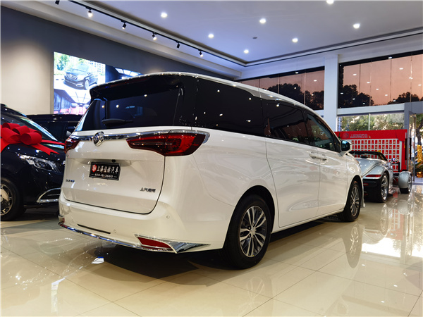 别克GL8陆尊舒适版怎么改最实惠？上海专业商务车定制方案