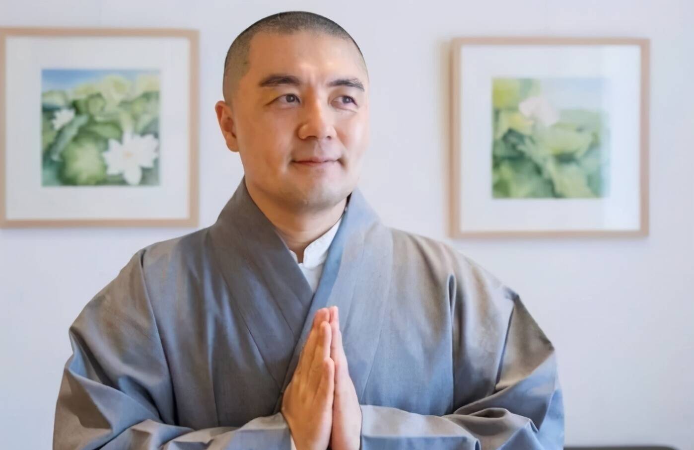 这是韩国得道高僧?住豪宅,开豪车,全套苹果设备