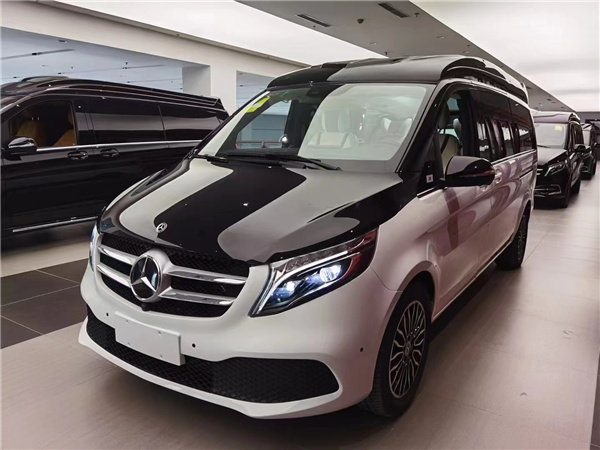 奔驰V260L熊猫双拼版，顶级手工打造   