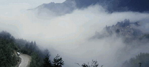 浙江山里，他们用150000块石头重建古村，神仙都想来隐居