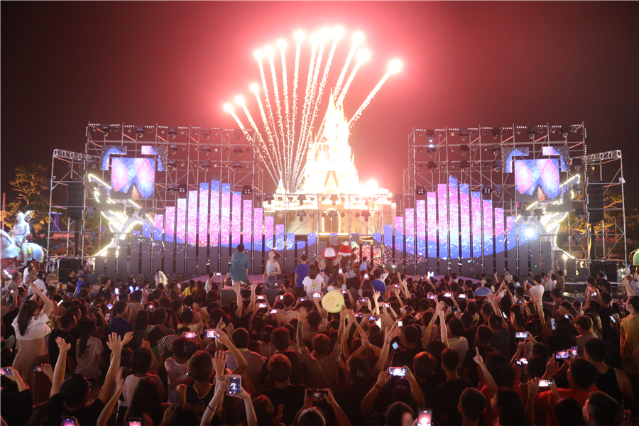 今夏网红必打卡，欧乐堡网红烟花啤酒节狂嗨启幕！