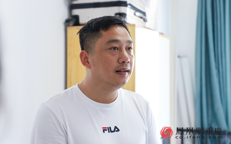 租客丰盛忠接受媒体采访