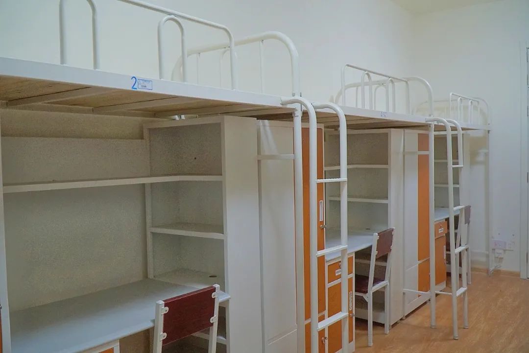 西安翻译学院i了i了这就是xfuers的宿舍