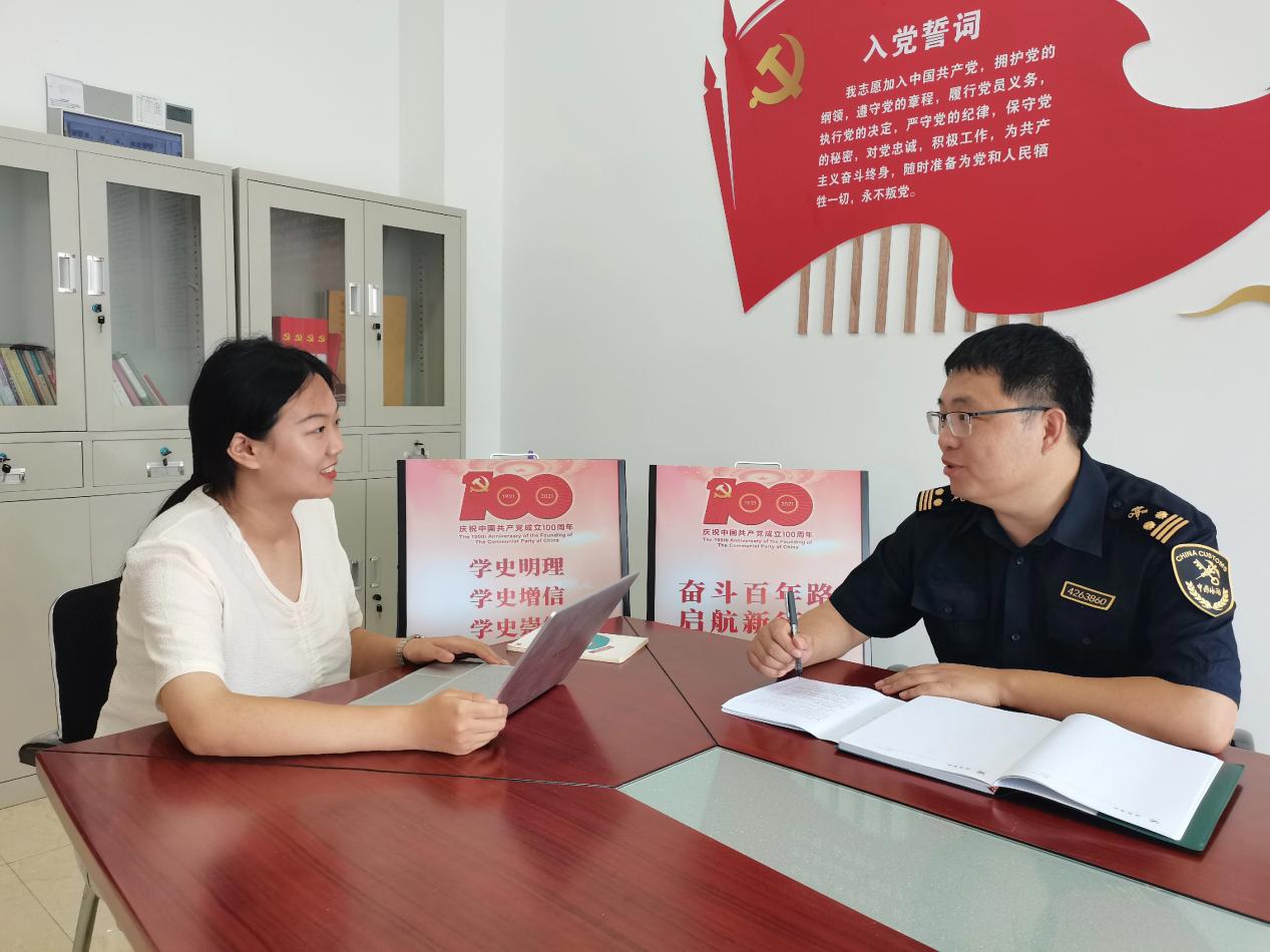 海上贸易的红绿灯,进出安全的守卫官——青岛农业大学巴瑟斯学院赴威海寻访校友社会实践活动