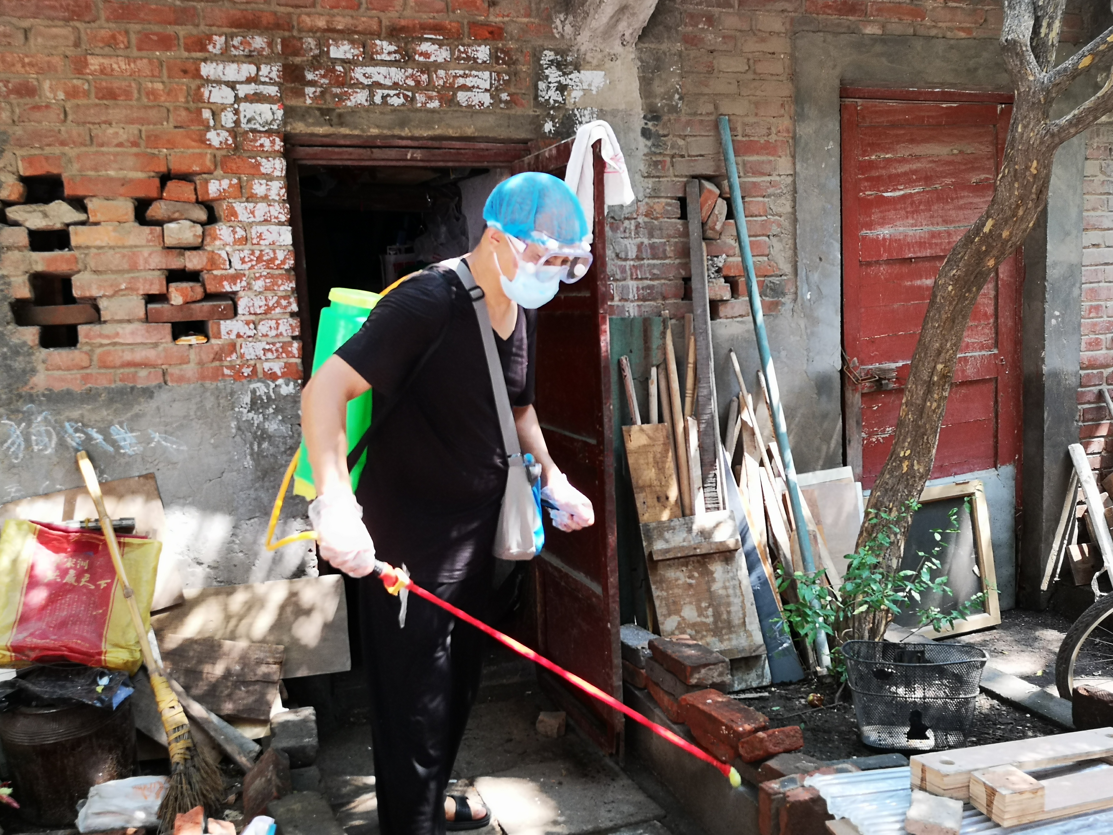 用担当抚平风浪  用行动温暖人心