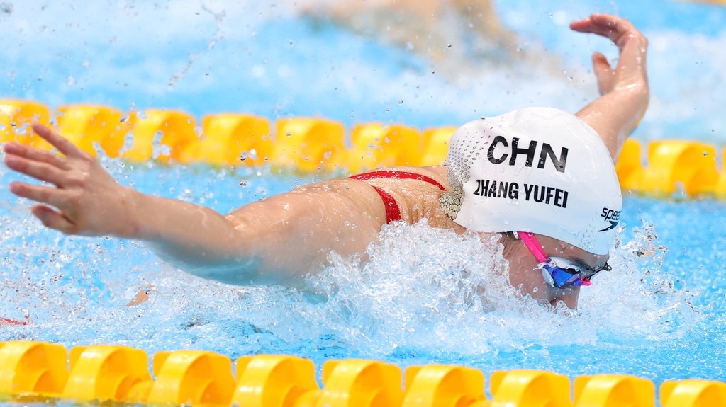 破亚洲纪录！中国游泳新星0.05秒之差遗憾摘银