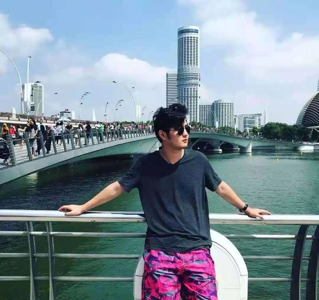 创业早期的木易。图源:受访者供图