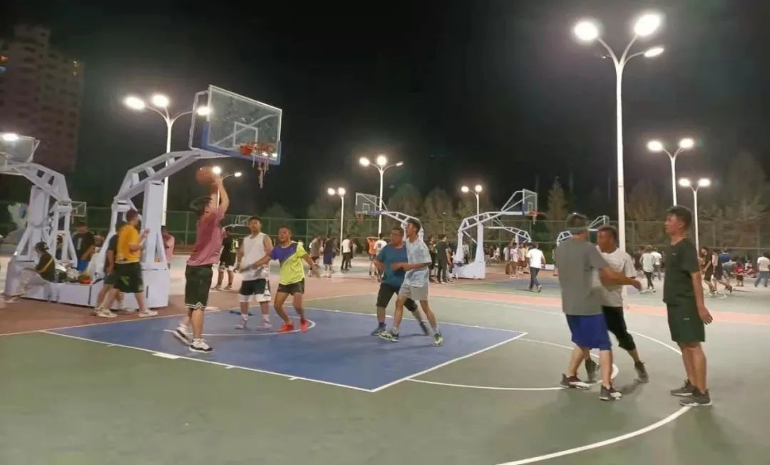 体育爱好者有福啦!金昌一公园露天篮球场完成升级改造
