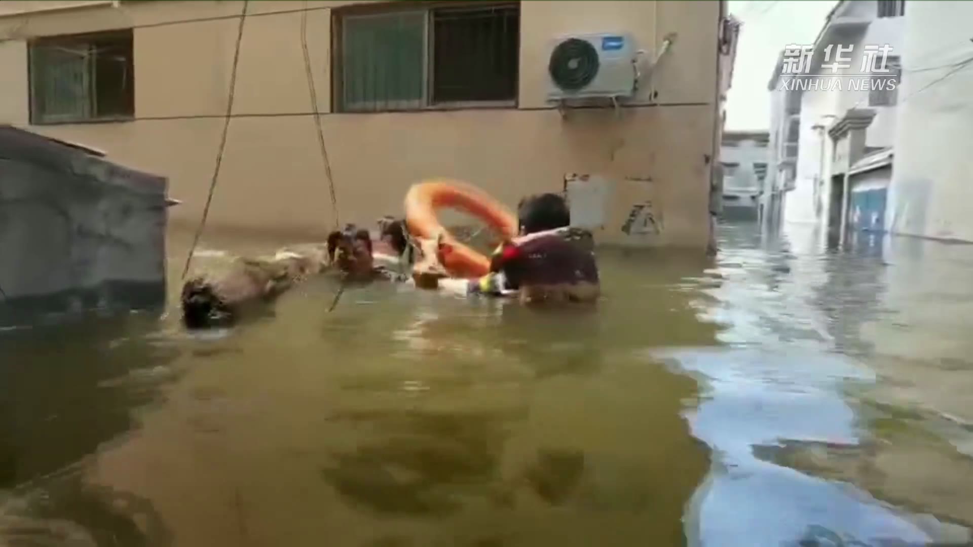 关注河南强降雨｜汪洋里的一条船凤凰网视频凤凰网 8252