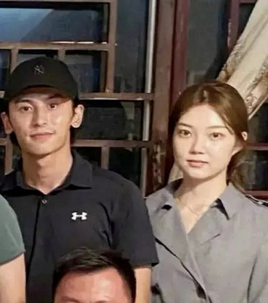 个站回应恋情传闻力挺张哲瀚:誓死捍卫他的沉默权!