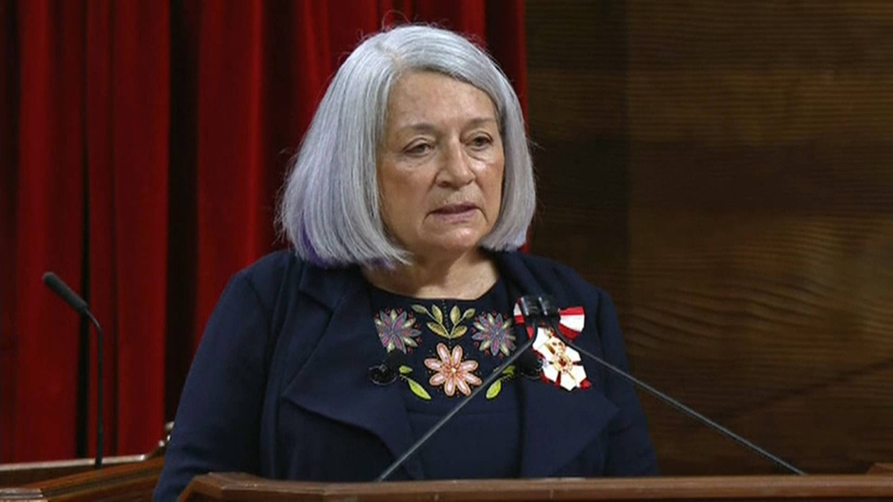 加拿大原住民总督正式就任