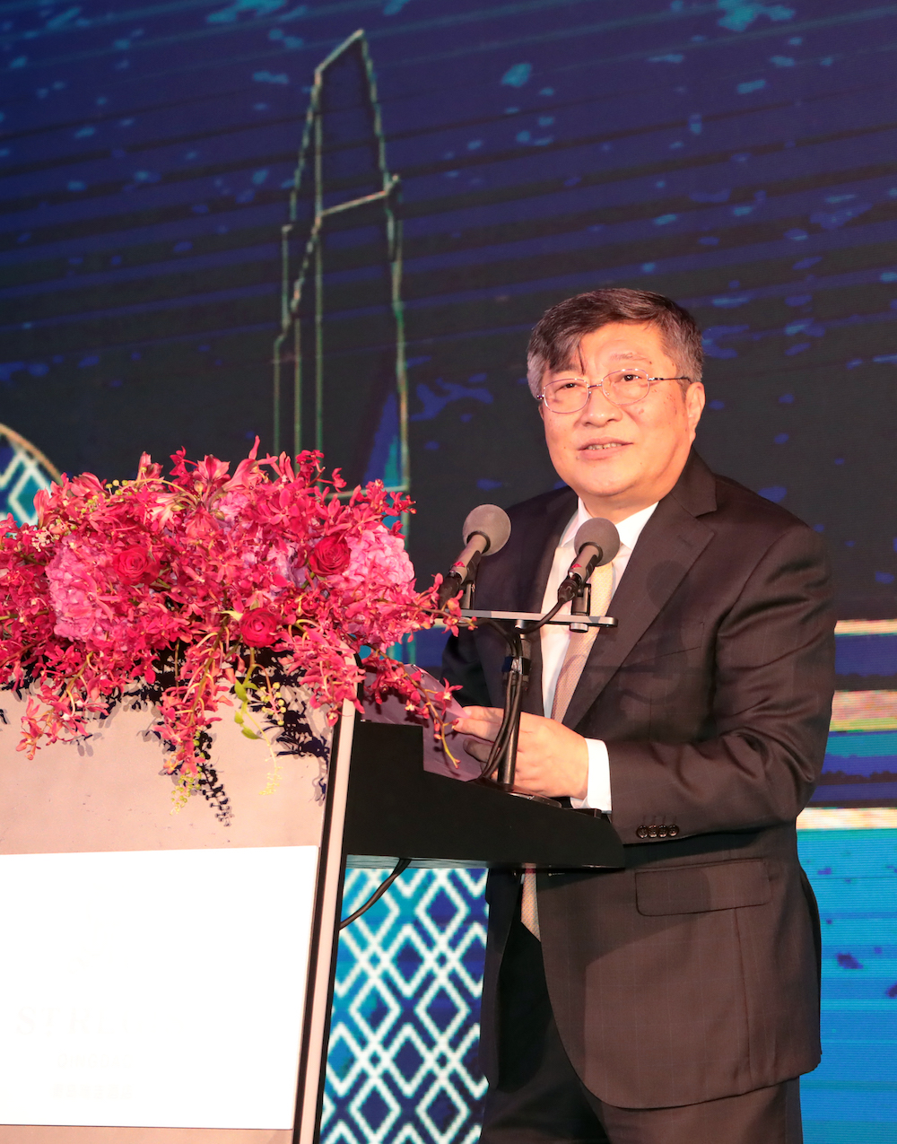 万众瞩目！瑞吉品牌落户青岛暨酒店启幕活动在 青岛国信&middot;海天中心举行