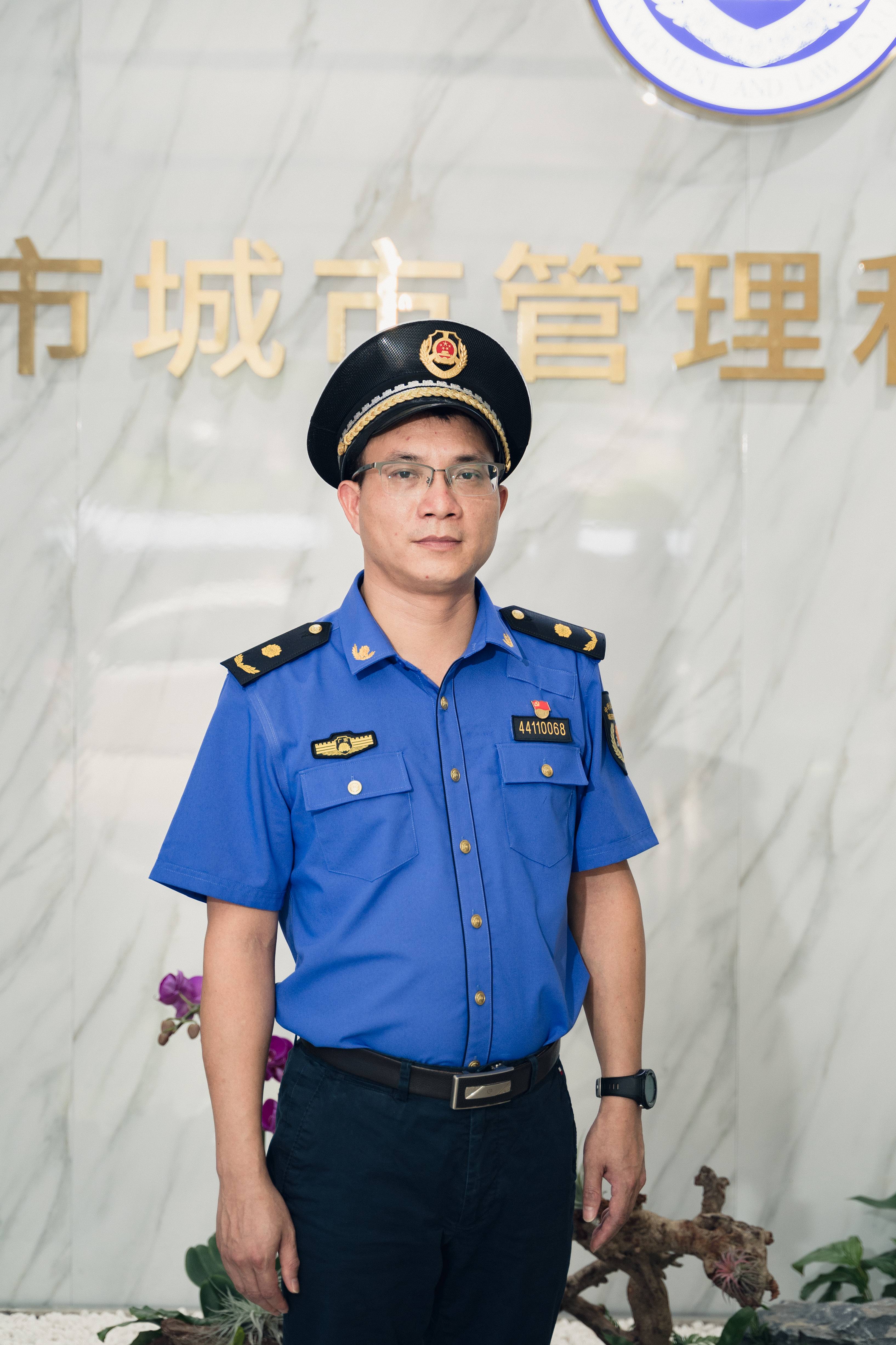 谢庆辉:城管局精细化管理 "绣"出城市新气象