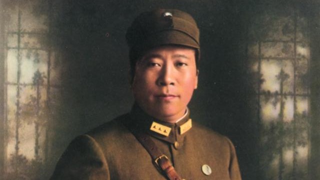 杨虎城率领5000人与十万人对抗，只为能拖住“镇嵩军”的脚步