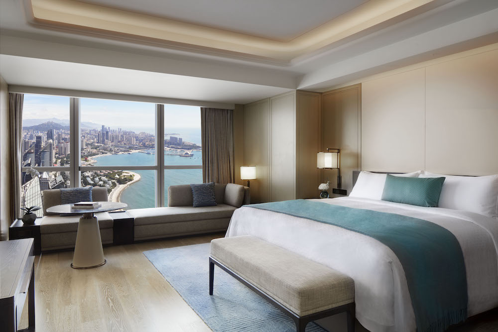 万众瞩目！瑞吉品牌落户青岛暨酒店启幕活动在 青岛国信&middot;海天中心举行