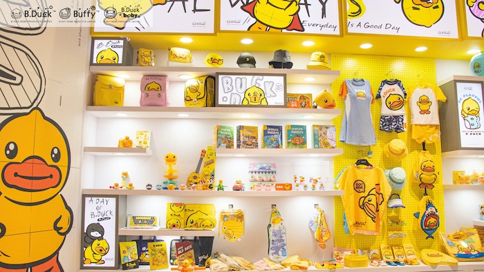 奥运冠军杨倩的发卡火了，这么多小黄鸭你认识几个