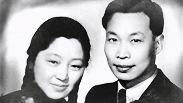 何泽慧与钱三强的书信往来越发密切，二战结束何泽慧便离开德国寻找钱三强