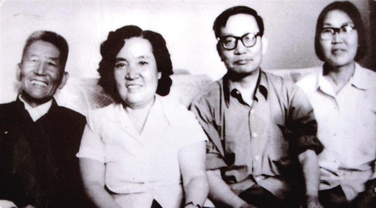 张一悟的四个子女 图由中共榆中县委党史办公室提供