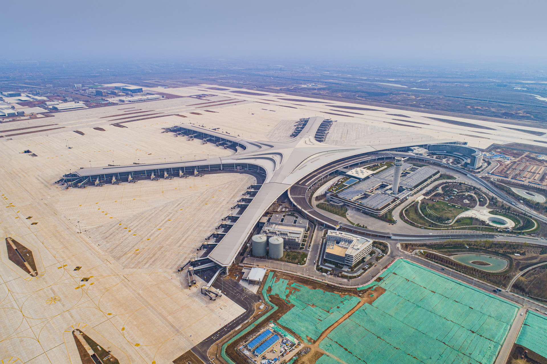 青島膠東國際機場將正式投產運營,流亭國際機場同步關閉,屆時,青島