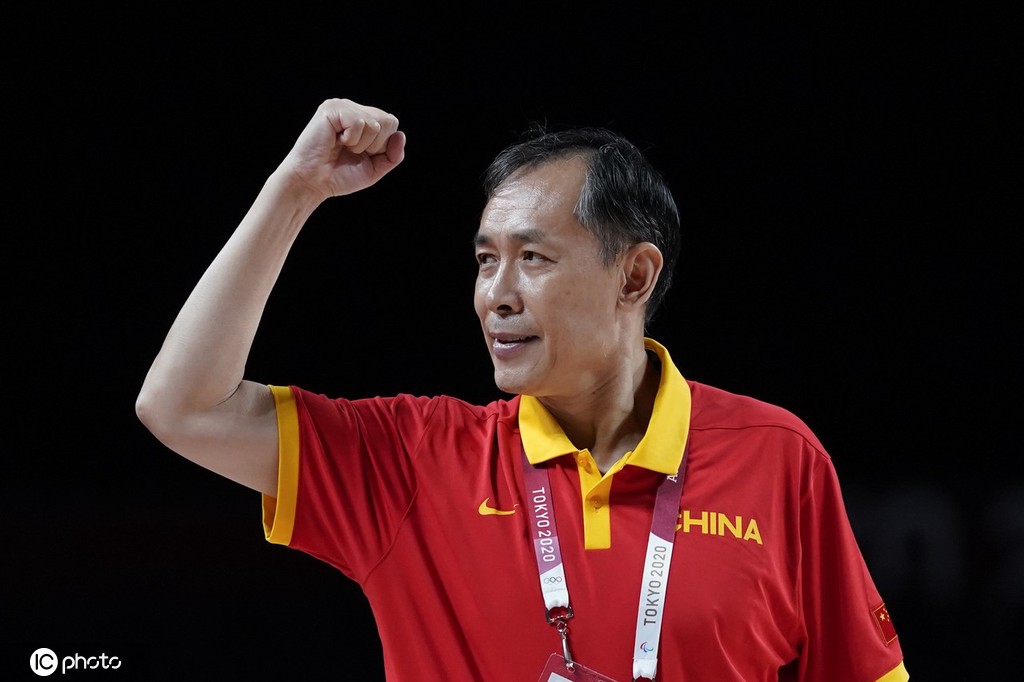 中国女篮失利后球员教练评论员齐发声：失利遗憾 未来可期！