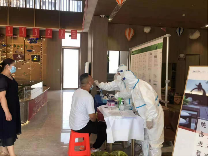 柘城：以血肉之躯构筑疫情防控的“钢铁防线”