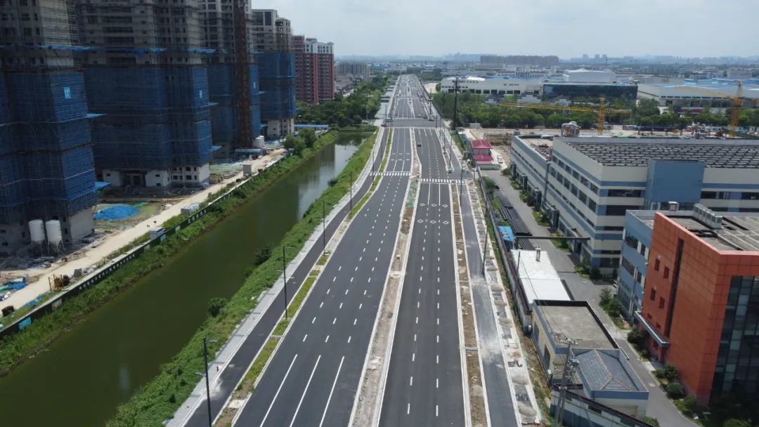 苏州大动脉主车道冯梦龙大道提前通车