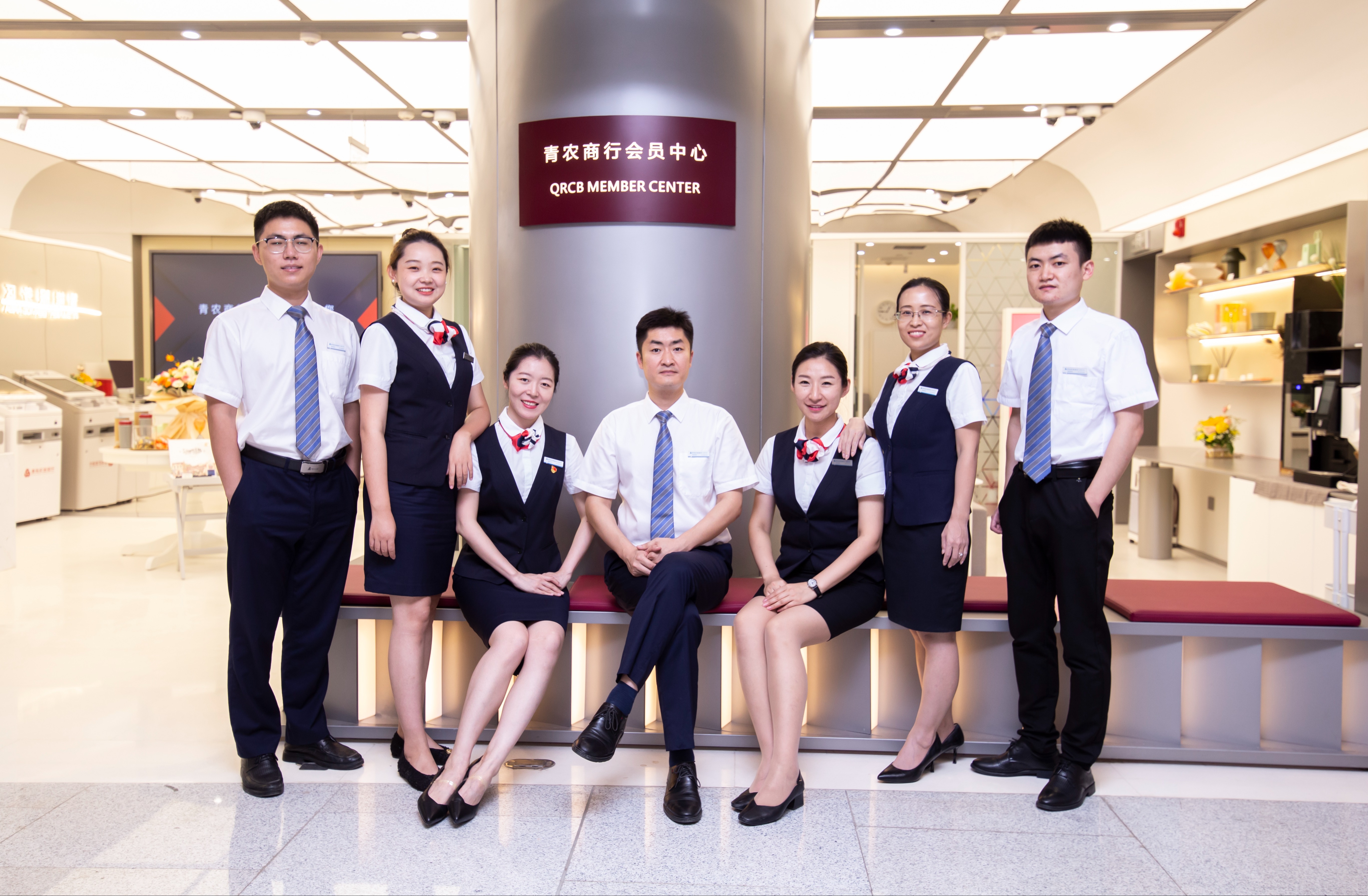 青岛农商银行胶州胶东国际机场支行盛大开业