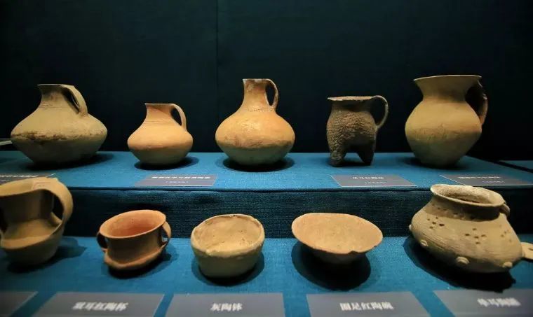 有达到了世界远古彩陶史的顶峰的马家窑文化