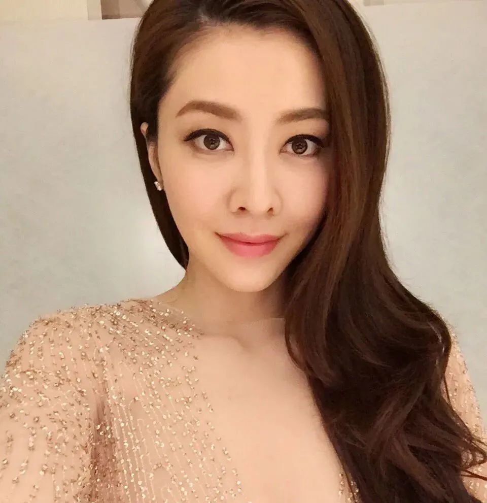 被前任爆黑料,遭天王玩弄后她闪嫁豪门成了人生赢家?