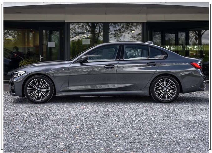 宝马全新3系曜夜版实拍搭2.0t引擎/配熏黑中网-图5