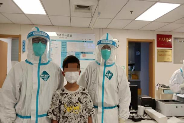 疫情下的病友情 不是亲情胜似亲情