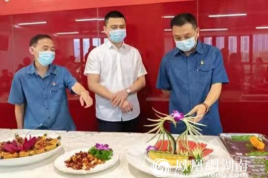 常德卷烟厂烹饪技能比武现场