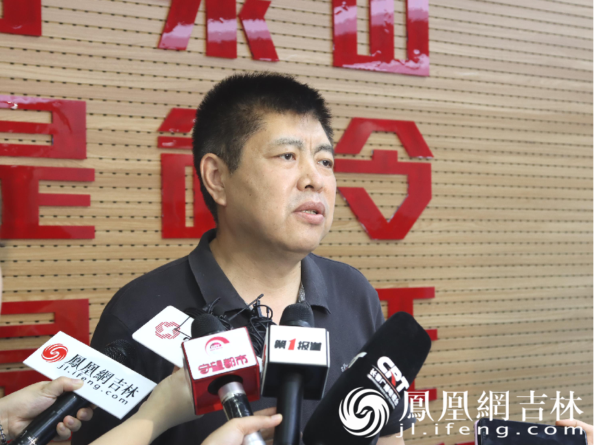 吉林大学第二医院icu主任 尹永杰. 龙晓宁摄