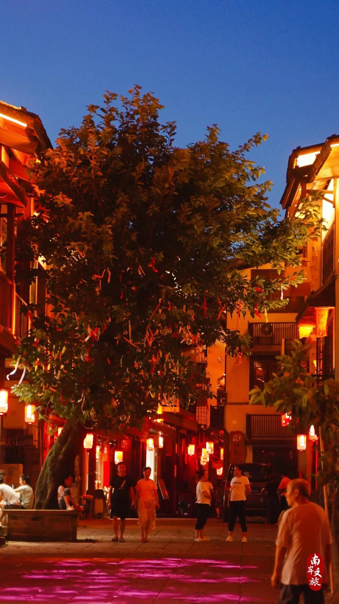 重庆老街印象忘不掉的黄桷垭