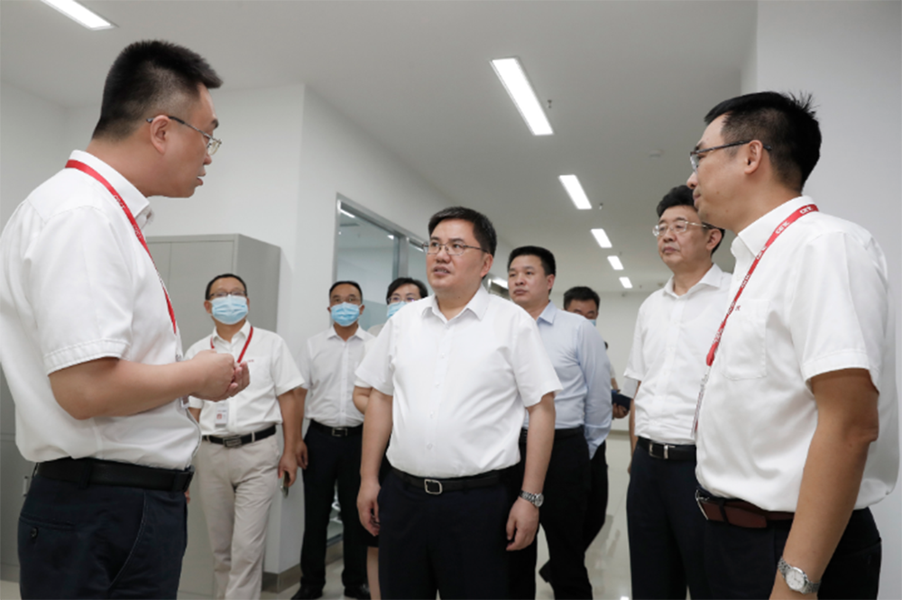 沙坪坝书记唐小平促进数字经济与实体经济深度融合