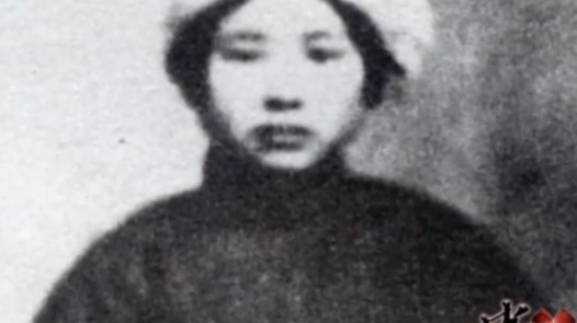 吴晗母亲阻止儿子娶患病的袁震，二人在外偷偷举办婚礼