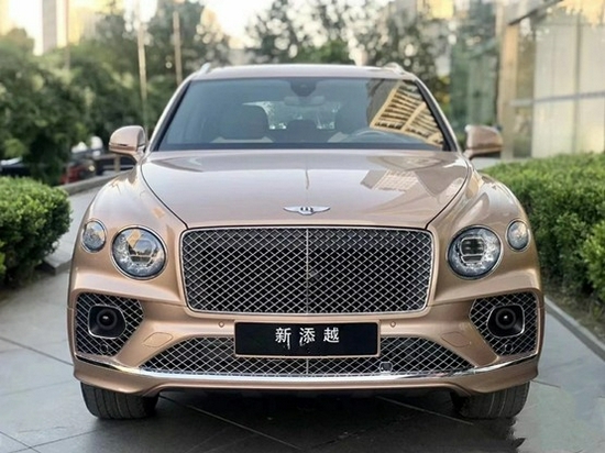 2021款宾利添越4.0t汽油版店内优惠中