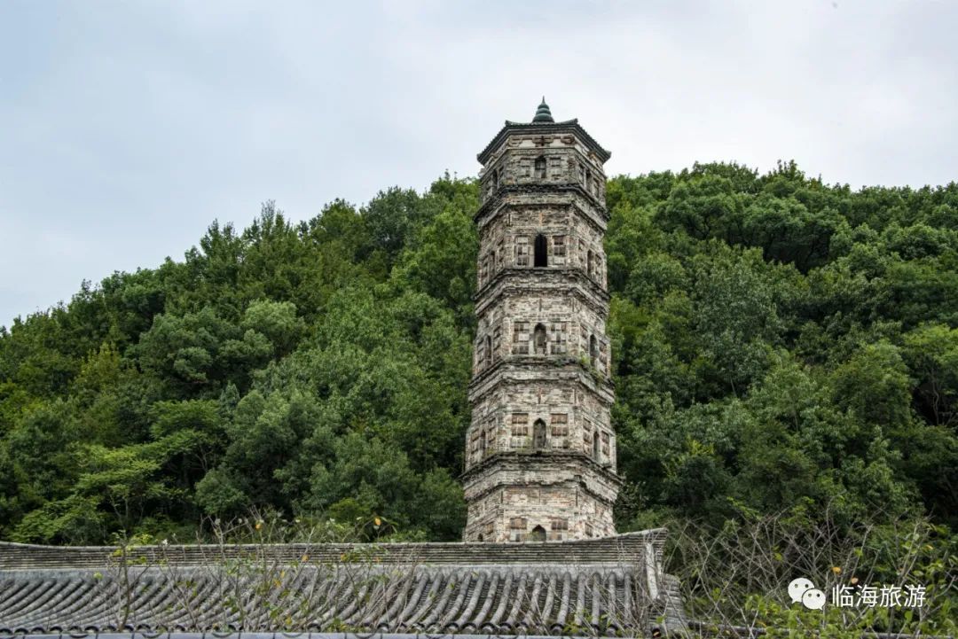 龙兴寺：青灯古佛下寻一寸清凉