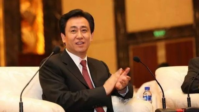 许家印卸任恒大地产董事长 老部下赵长龙接任