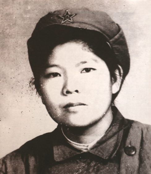 李其琼20世纪50年代戎装照