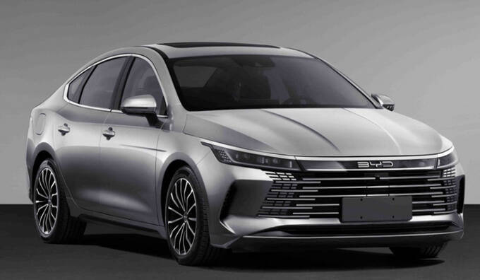 比亚迪插混轿车f5参数曝光纯电续航101km跑一公里仅需1毛钱